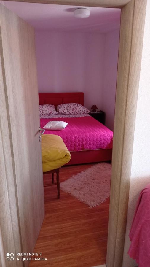 Holiday Home Marija Vrlika ภายนอก รูปภาพ