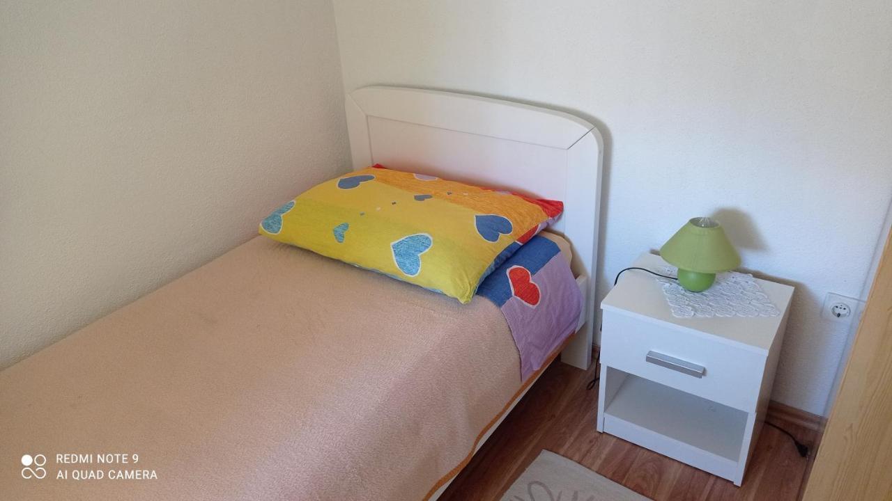 Holiday Home Marija Vrlika ภายนอก รูปภาพ