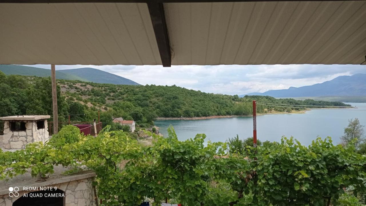 Holiday Home Marija Vrlika ภายนอก รูปภาพ