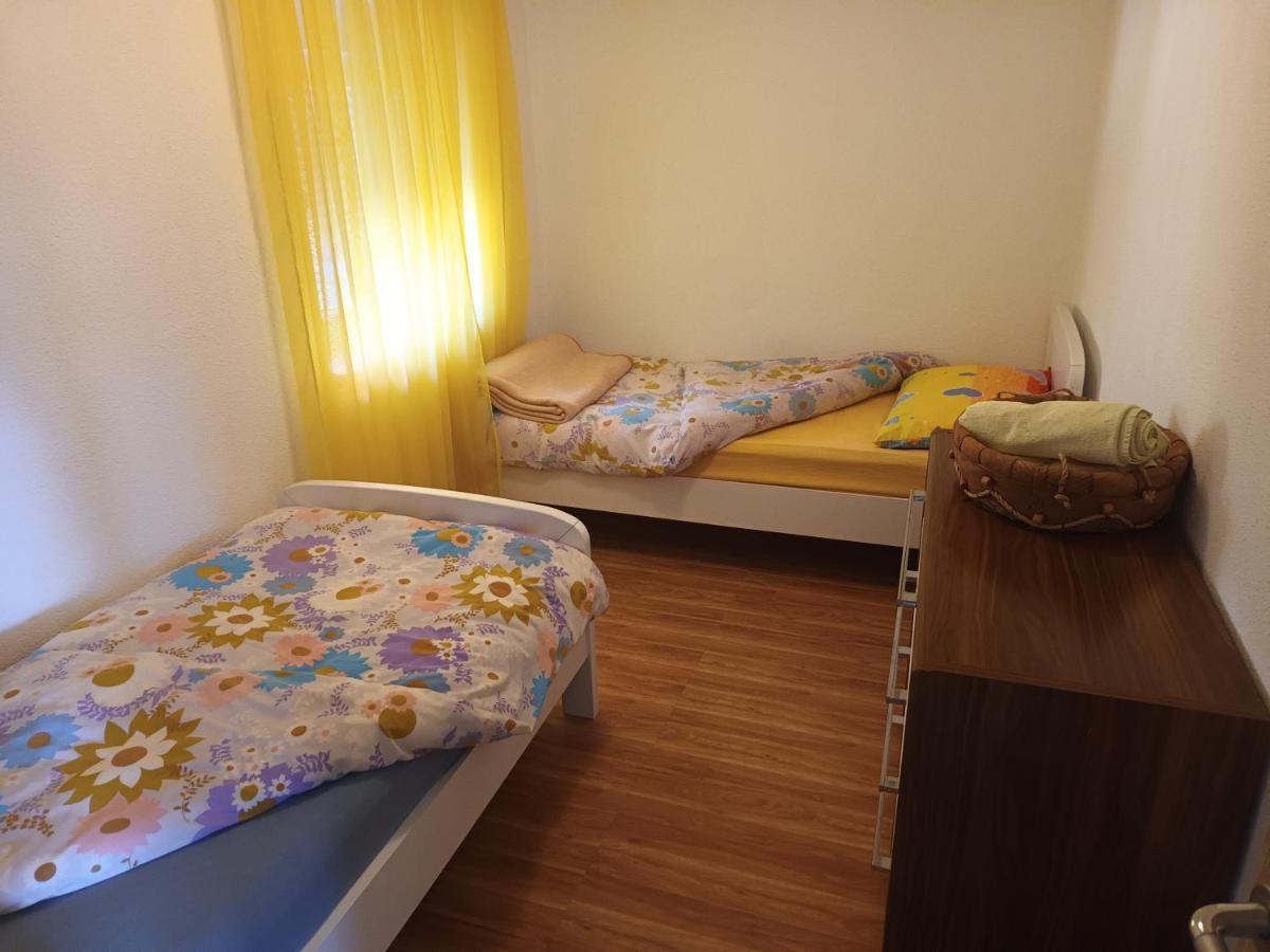 Holiday Home Marija Vrlika ภายนอก รูปภาพ