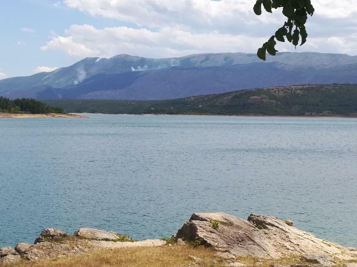 Holiday Home Marija Vrlika ภายนอก รูปภาพ