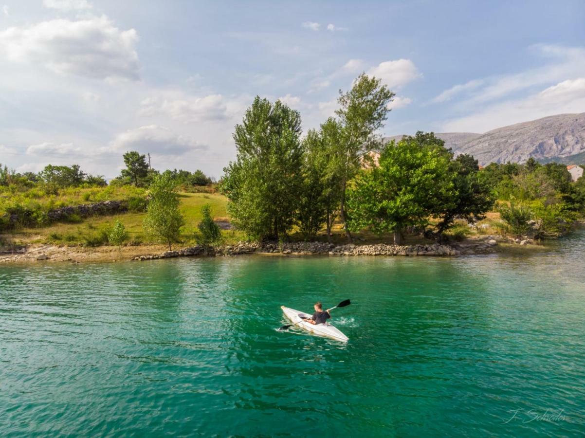 Holiday Home Marija Vrlika ภายนอก รูปภาพ
